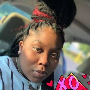 Meet your Posher, Arianna